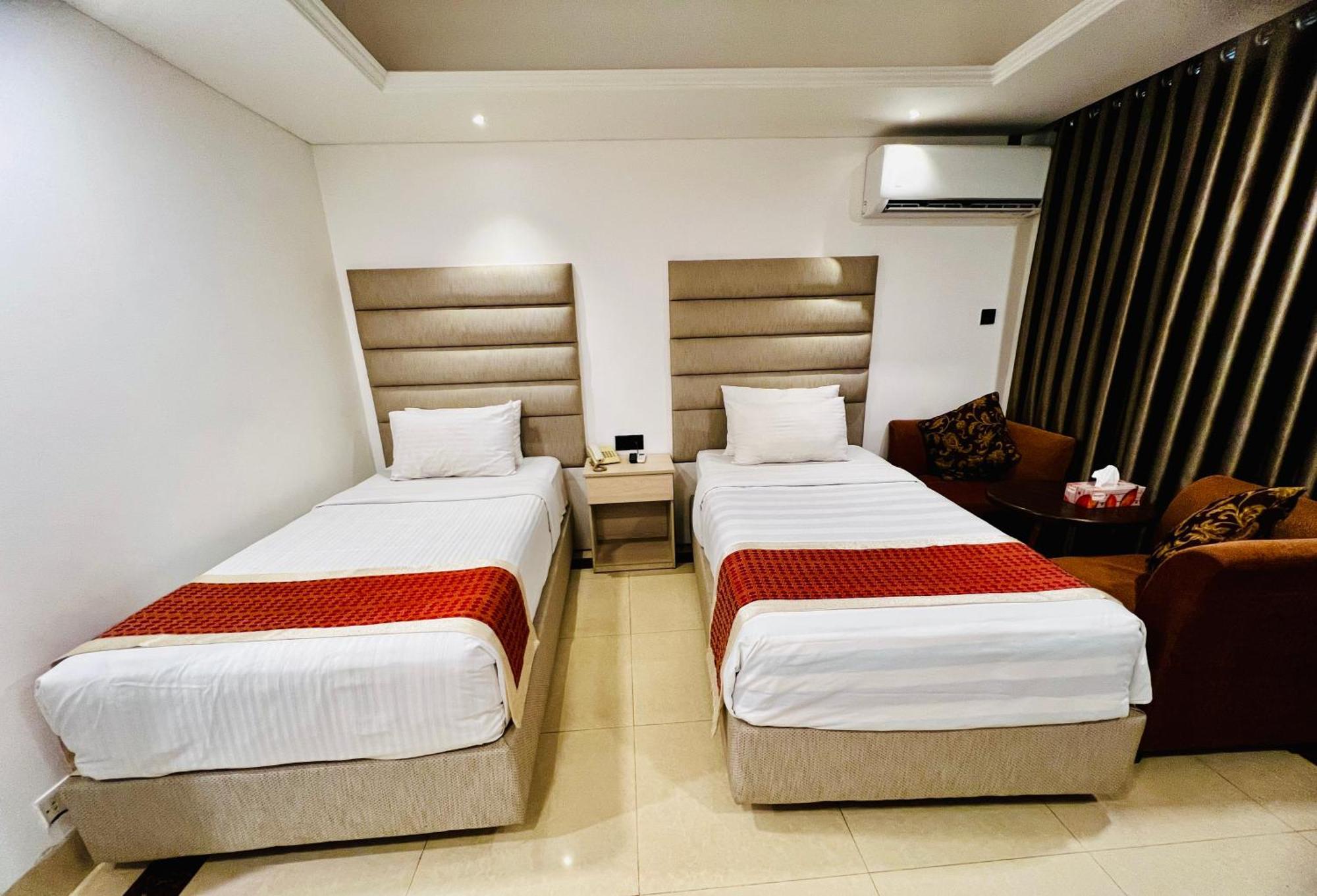 Marino Hotel - Best Near Airport Ντάκα Εξωτερικό φωτογραφία