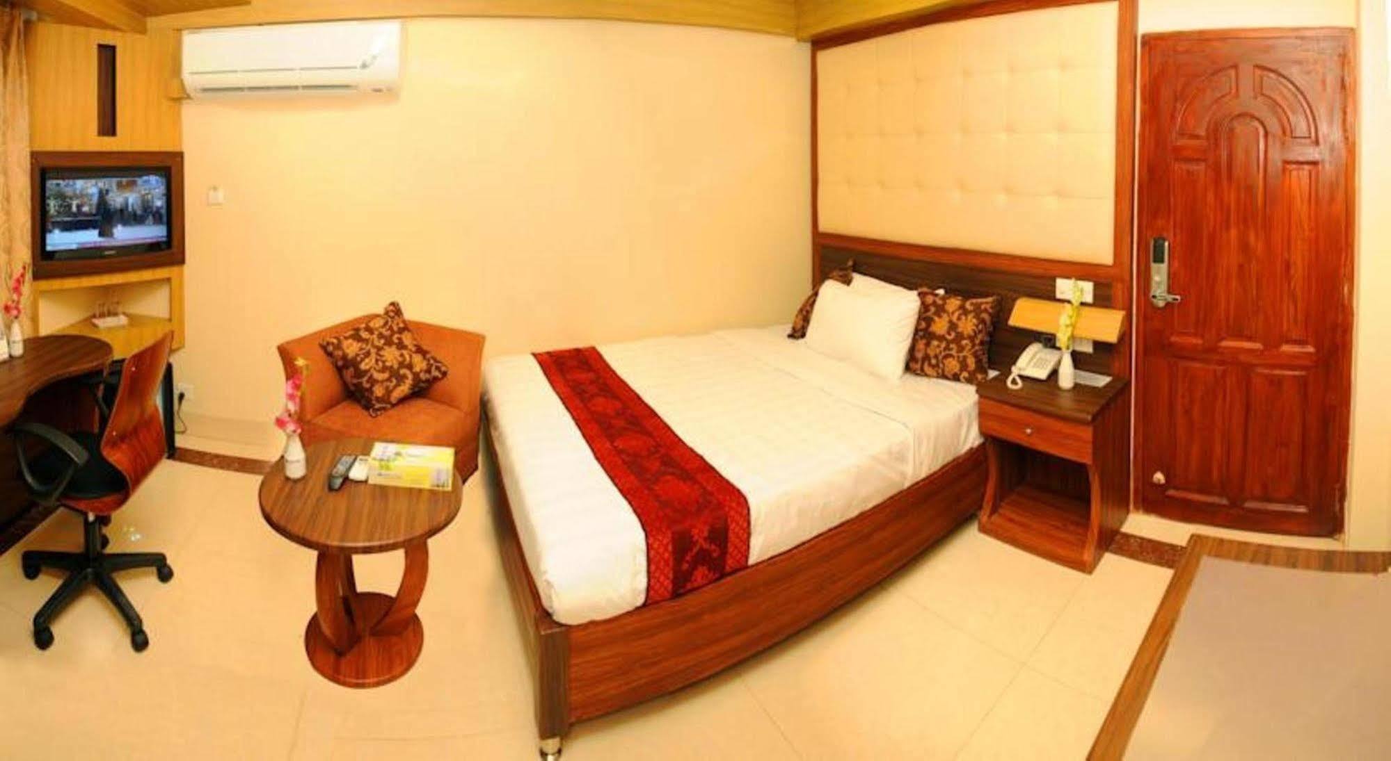 Marino Hotel - Best Near Airport Ντάκα Εξωτερικό φωτογραφία